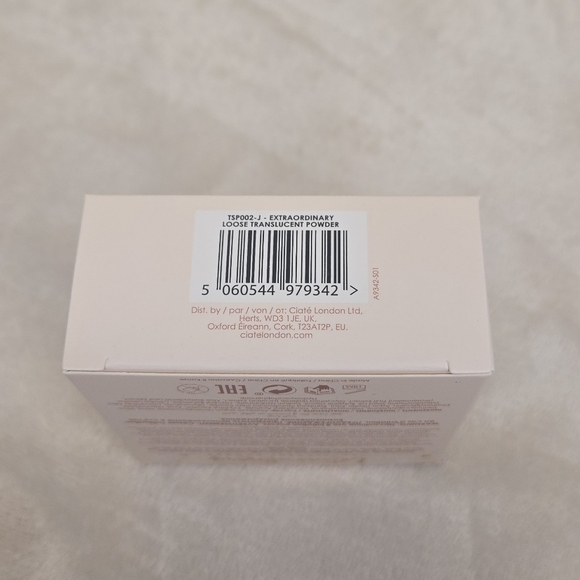 Ciaté London Extraordinary Translucent Setting Powder - Picture 5 of 11